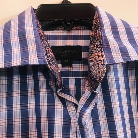 🚨EUC Casual Button Down - Picture 2 of 5